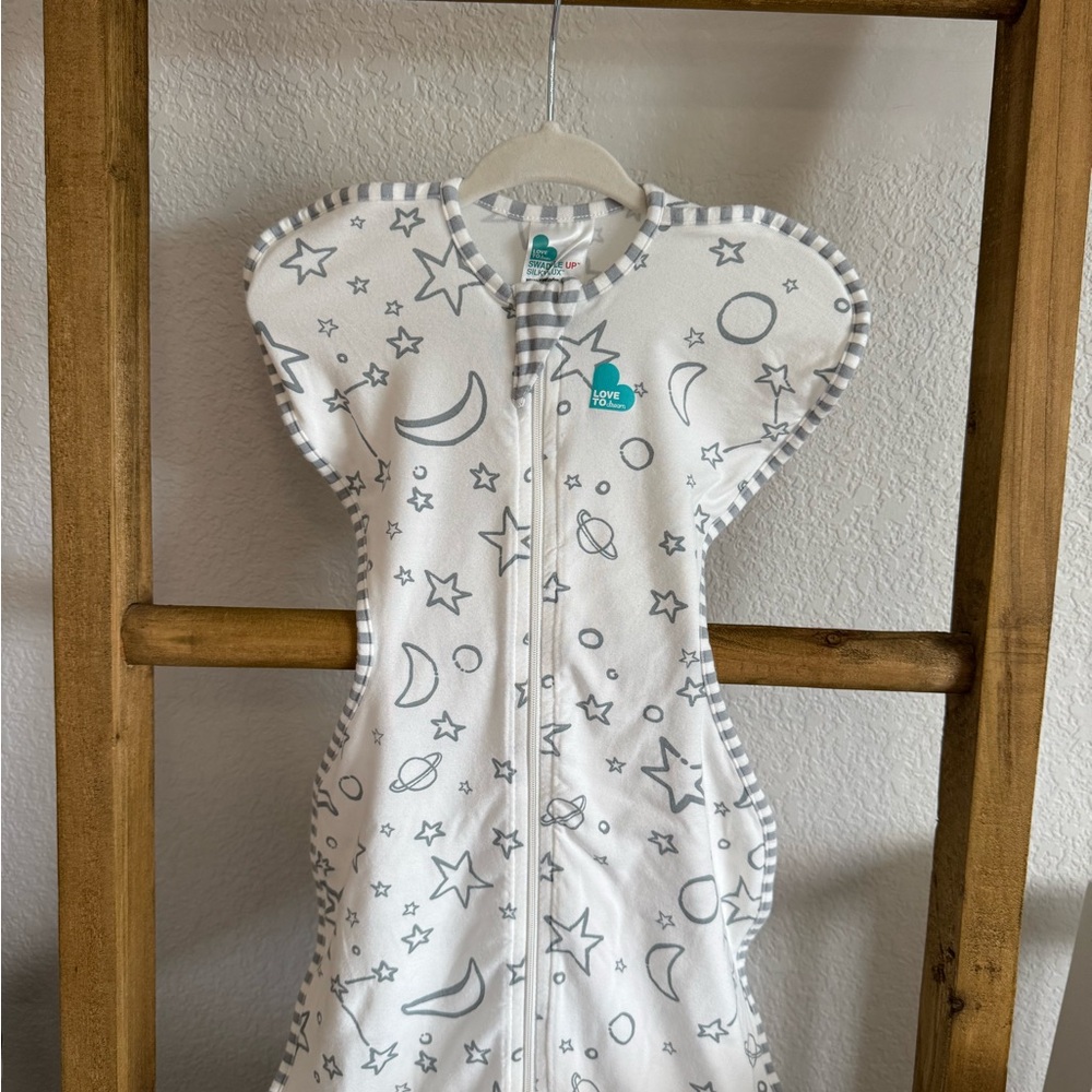 Love to Dream White and Gray Sleep Sack Small